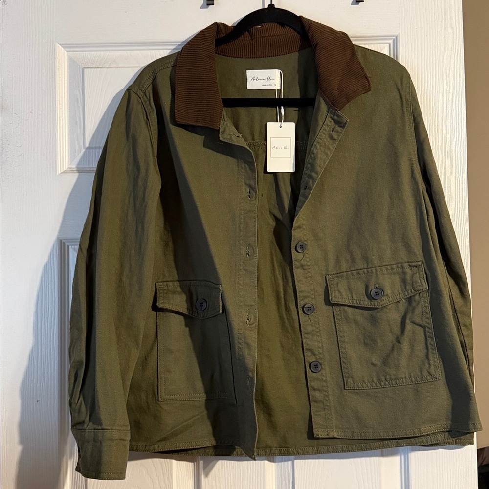 Active USA Olive Green Jacket with Brown Collar